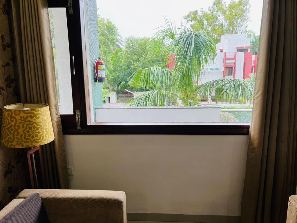 Hotel Whistling Greens Moga Εξωτερικό φωτογραφία